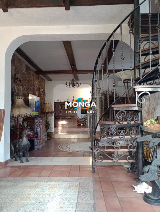 Casa cu piscina langa lac | Izvorani | 7 camere | teren 4181mp