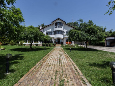 Casa cu piscina langa lac | Izvorani | 7 camere | teren 4181mp