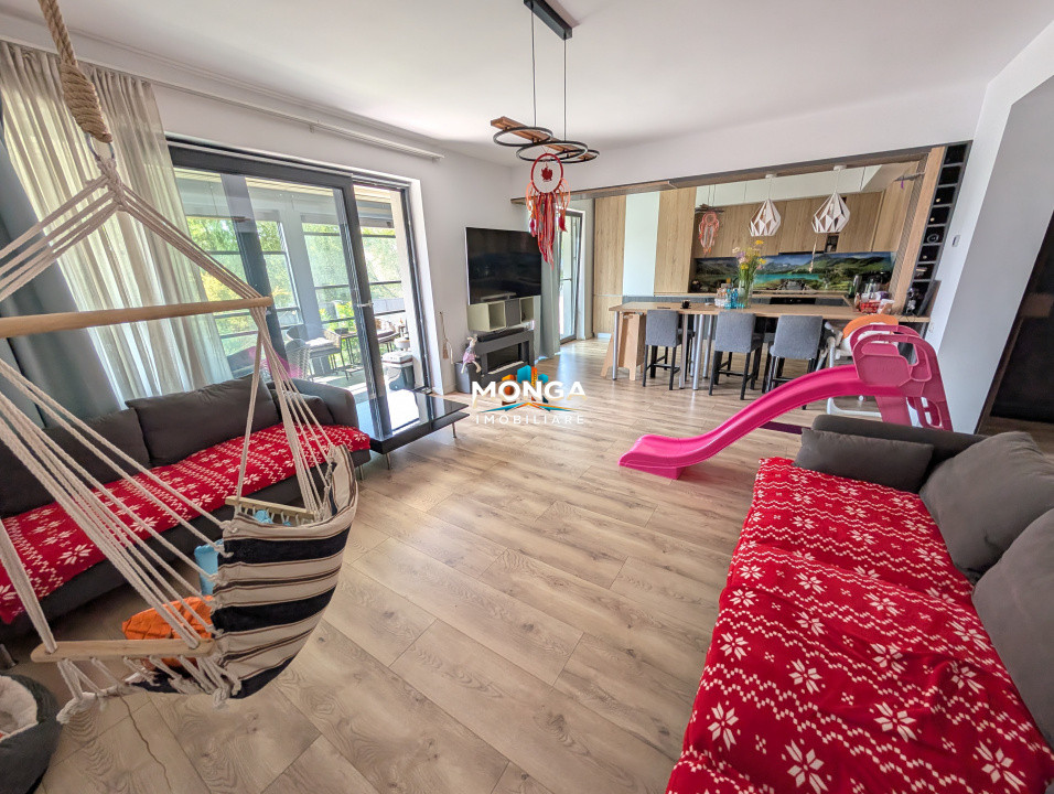 Casa premium 5 camere 141 mp Tunari | 0 comision | Vedere panoramica spre lac