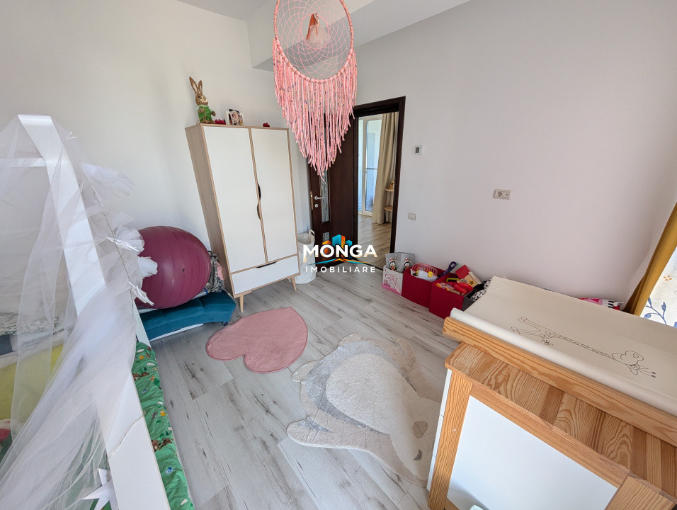 Casa premium 5 camere 141 mp Tunari | 0 comision | Vedere panoramica spre lac