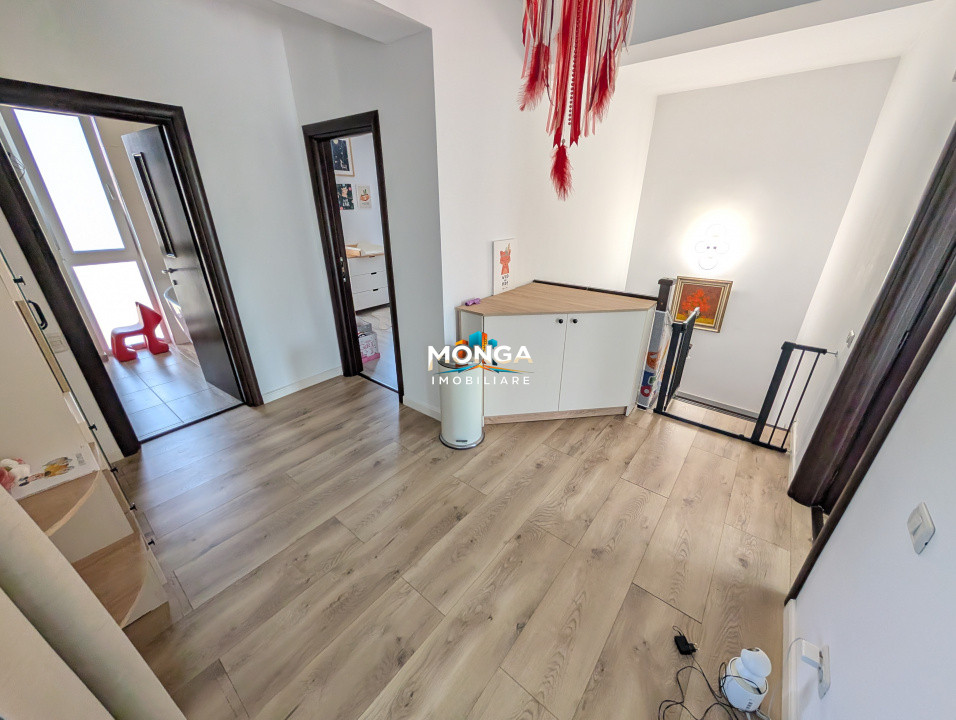 Casa premium 5 camere 141 mp Tunari | 0 comision | Vedere panoramica spre lac