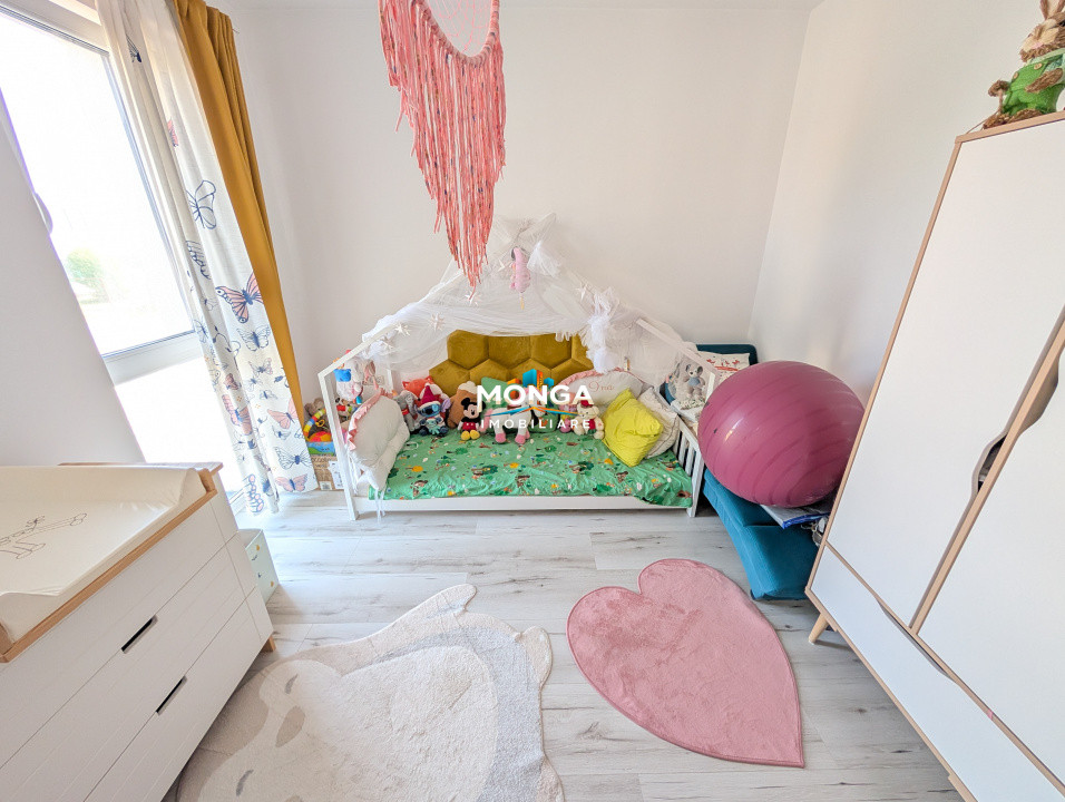 Casa premium 5 camere 141 mp Tunari | 0 comision | Vedere panoramica spre lac