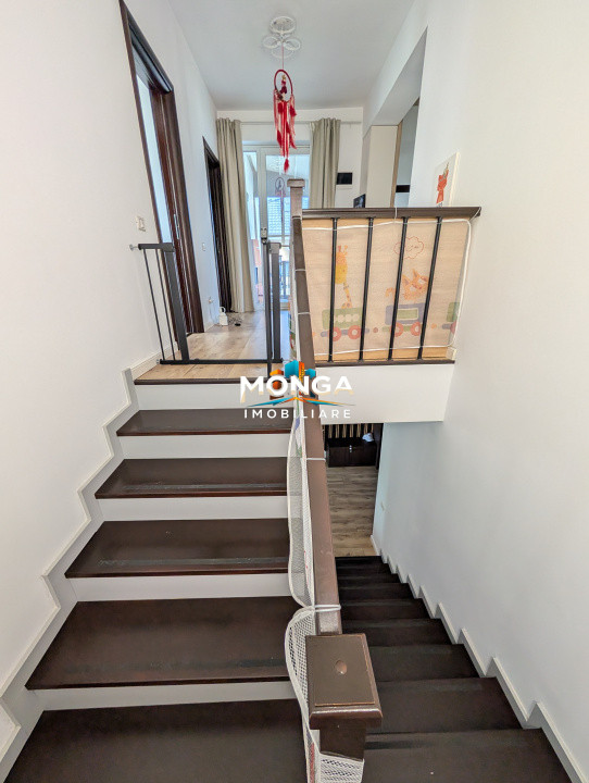 Casa premium 5 camere 141 mp Tunari | 0 comision | Vedere panoramica spre lac