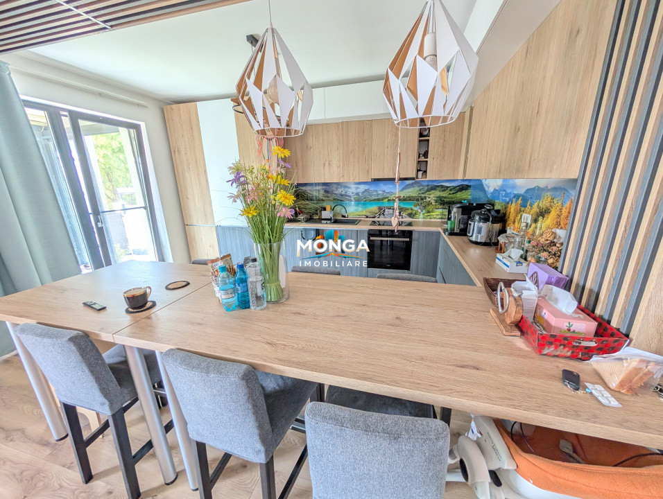 Casa premium 5 camere 141 mp Tunari | 0 comision | Vedere panoramica spre lac