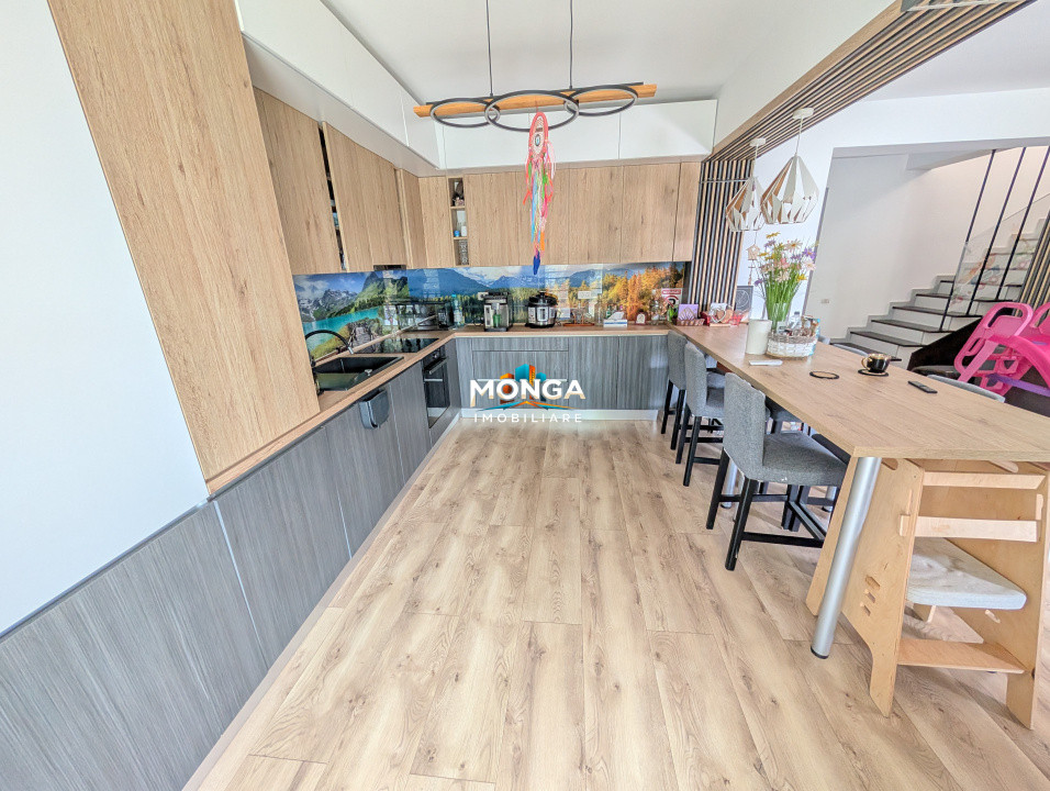 Casa premium 5 camere 141 mp Tunari | 0 comision | Vedere panoramica spre lac