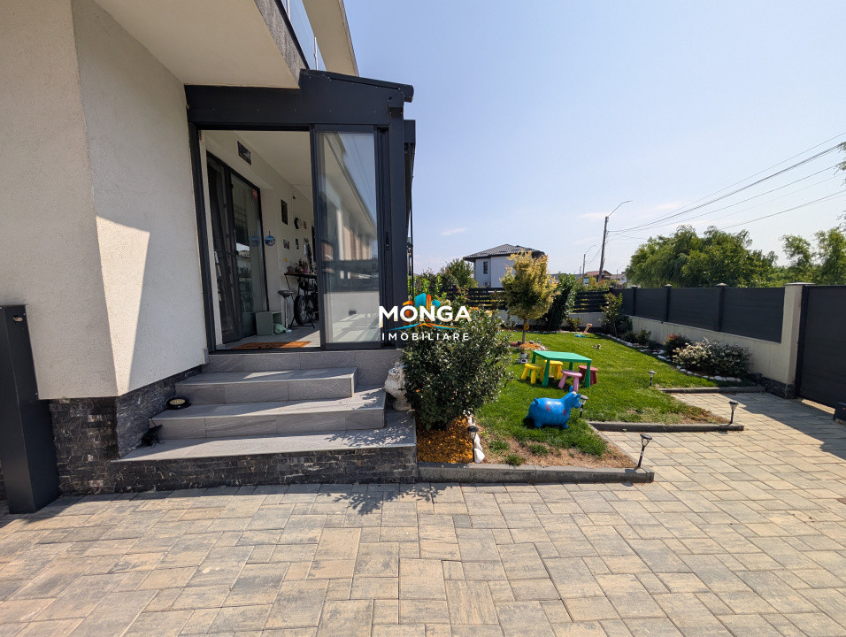 Casa premium 5 camere 141 mp Tunari | 0 comision | Vedere panoramica spre lac