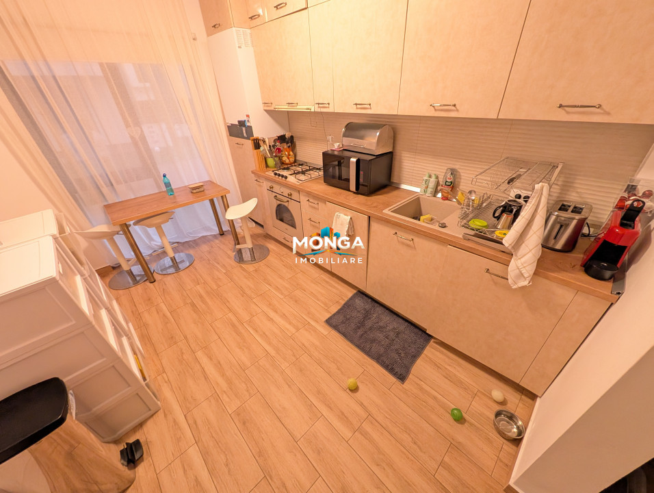 Casa 6 camere 180mp | Tunari | Complex Inchis | | parcare | Curte generoasa