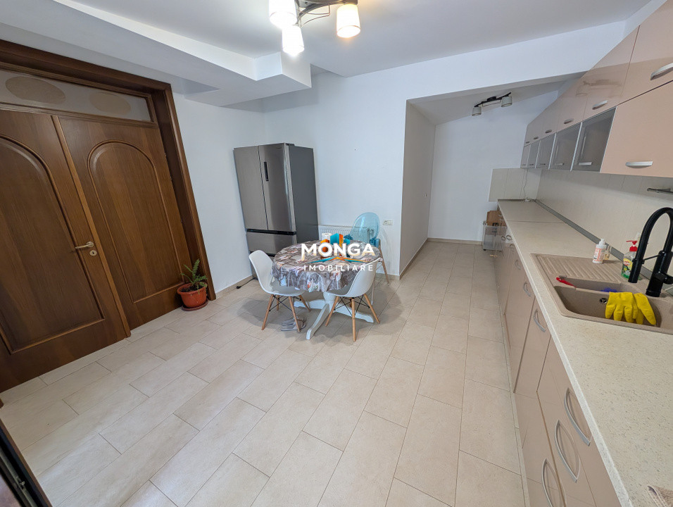 Apartament 3 camere 103mp | 0 comision | curte proprie 32mp | Parc Bazilescu