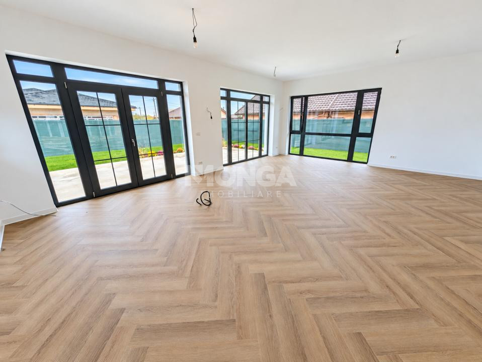 Casa 4 camere 133 mp | 0 Comision |Balotesti Dumbraveni | 568mp teren