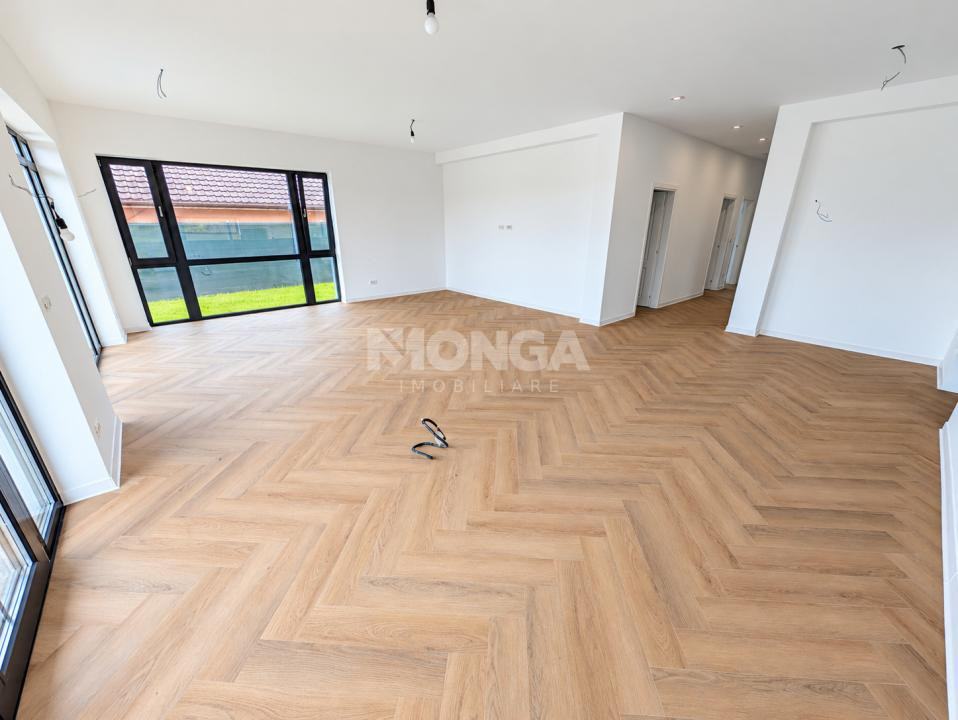 Casa 4 camere 133 mp | 0 Comision |Balotesti Dumbraveni | 568mp teren