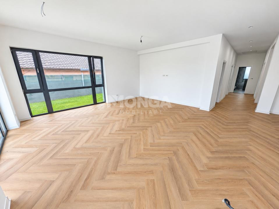 Casa 4 camere 133 mp | 0 Comision |Balotesti Dumbraveni | 568mp teren