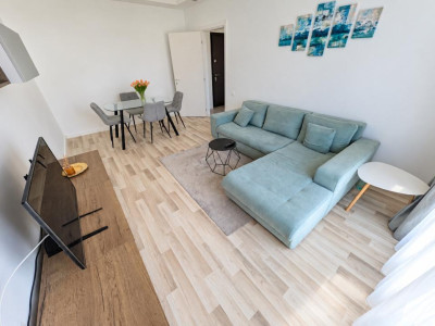 Apartament 2 camere 45mp | 0 Comision | Cosmopolis | Parcare | Vedere piscina